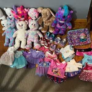 Build-A-Bear lot